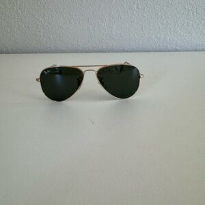 Ray-Ban Aviator Sunglasses - Gold Frame with Dark Green Lenses